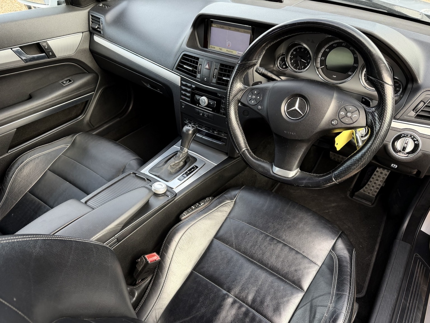 Used Mercedes-Benz E Class 2009 for sale - 76363040: Photo 12