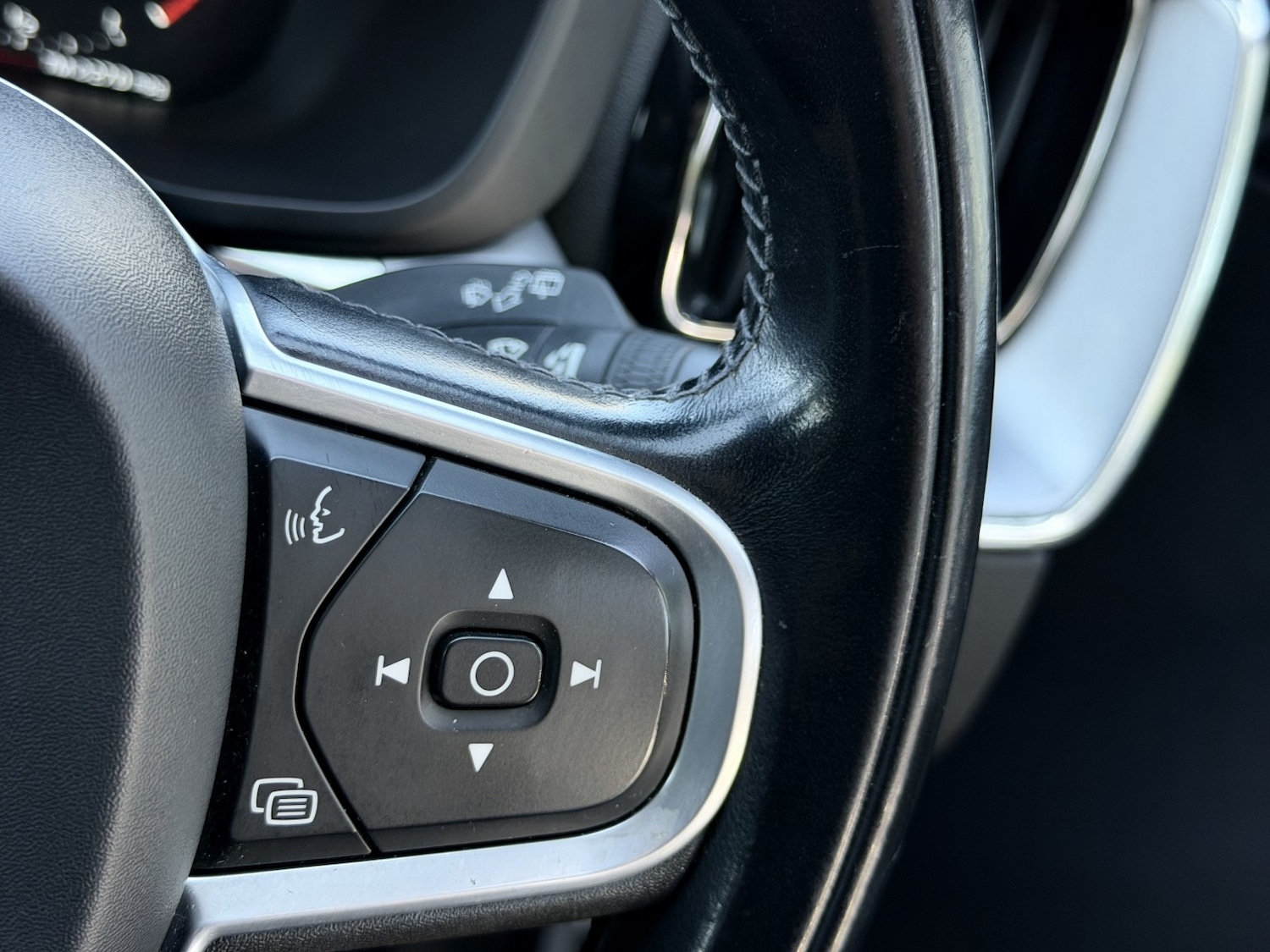 Used Volvo XC60 2020 for sale - 78031605: Photo 28