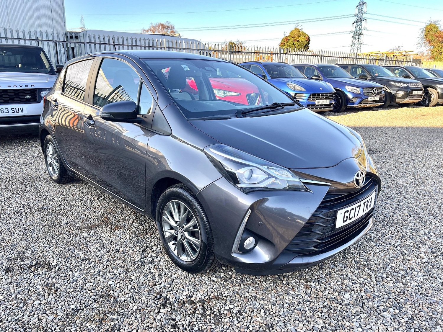 Used Toyota Yaris 2017 for sale - 76758840: Photo 17