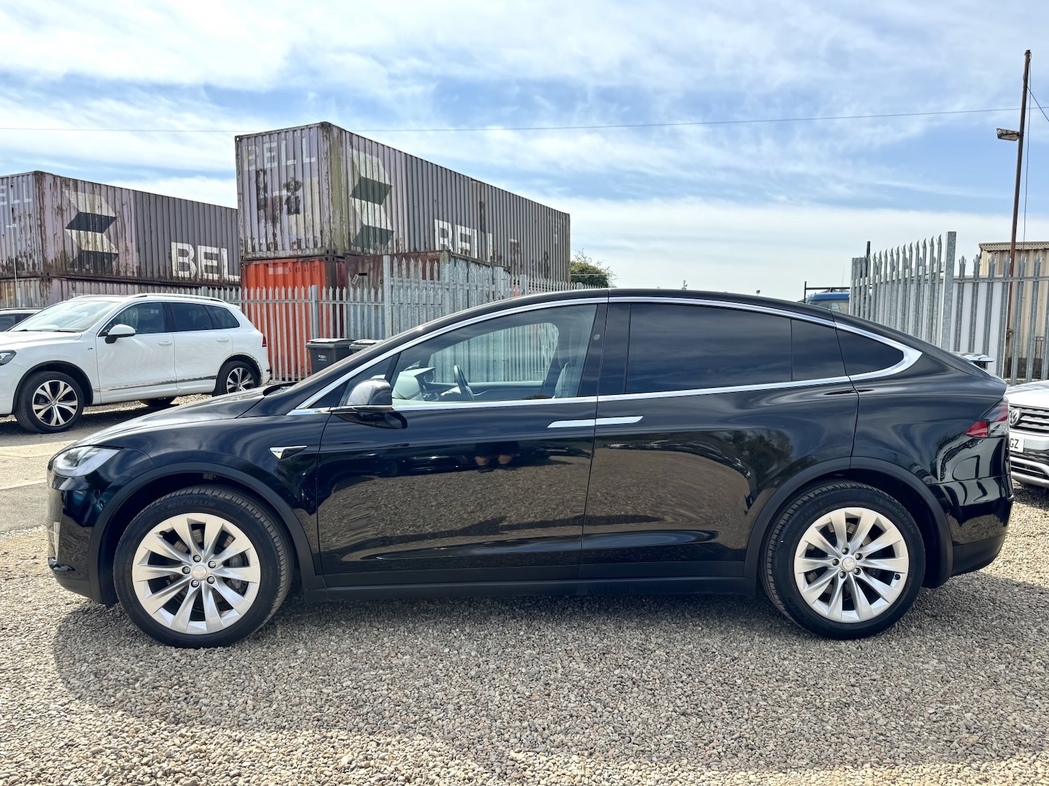 Used Tesla Model X 2018 for sale - 76716161: Photo 9