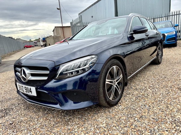 Used Mercedes-Benz C-Class 2018 for sale - 75330182: Photo 11