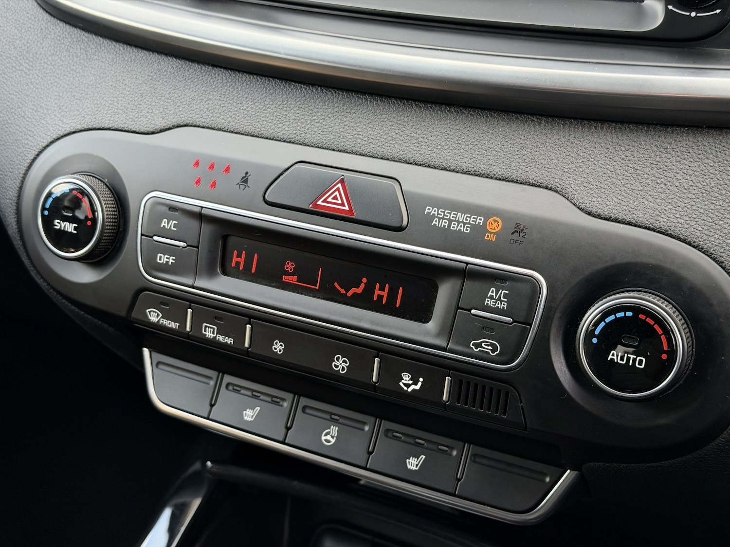 Used Kia Sorento 2018 for sale - 77049271: Photo 22