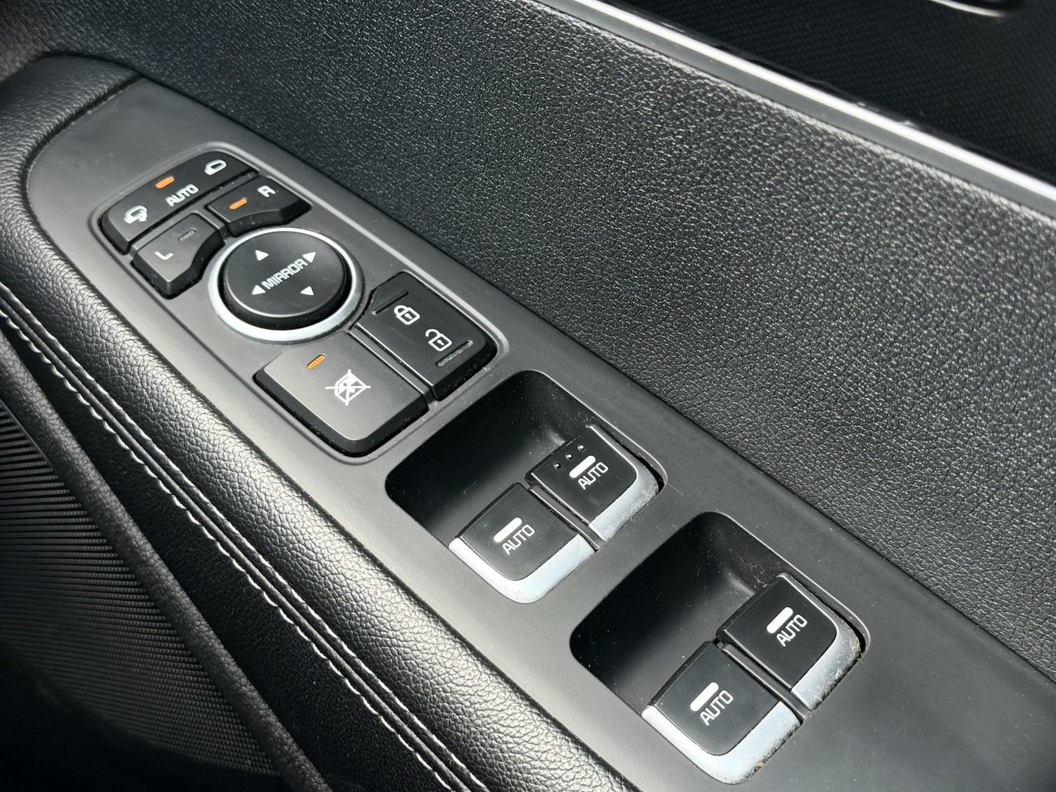 Used Kia Sorento 2018 for sale - 77049271: Photo 34