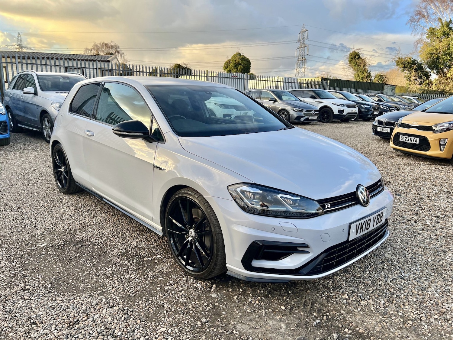 Used Volkswagen Golf 2018 for sale - 77681807: Photo 2