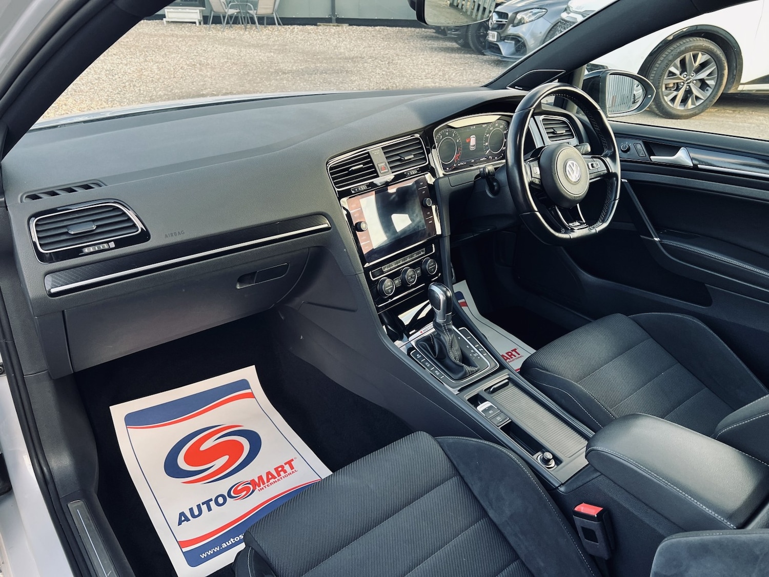 Used Volkswagen Golf 2018 for sale - 77681807: Photo 23