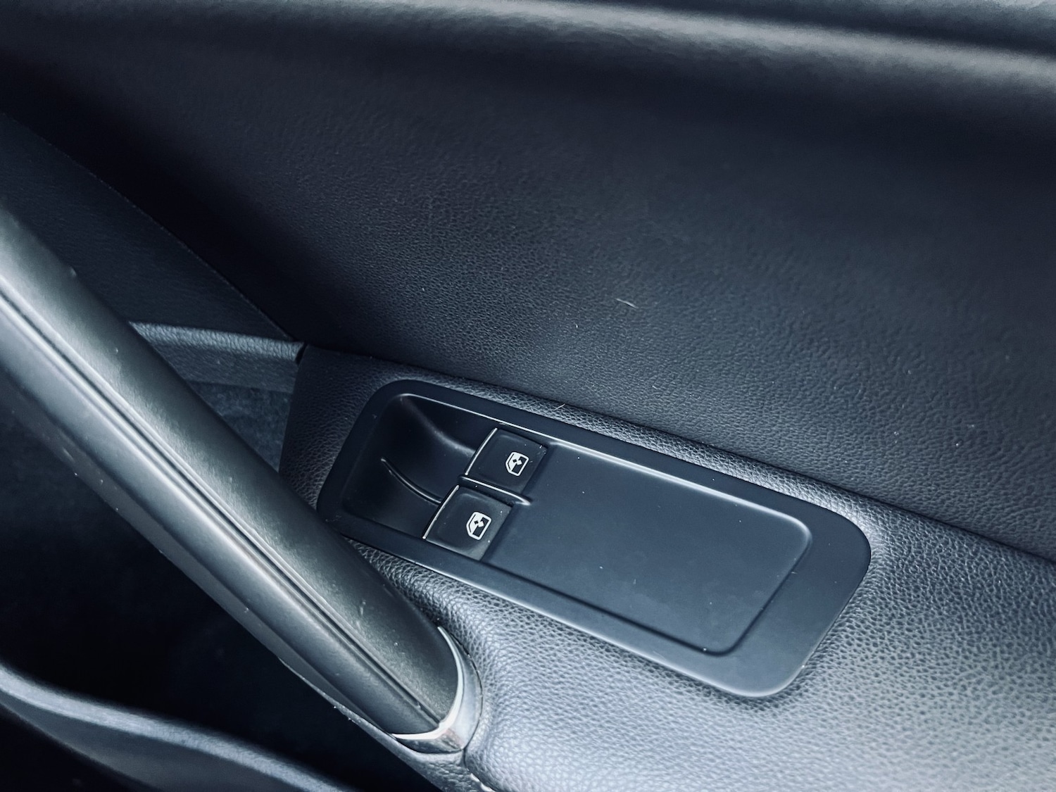 Used Volkswagen Golf 2018 for sale - 77681807: Photo 29