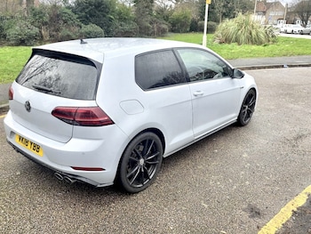 Used Volkswagen Golf 2018 for sale - 77681807: Photo