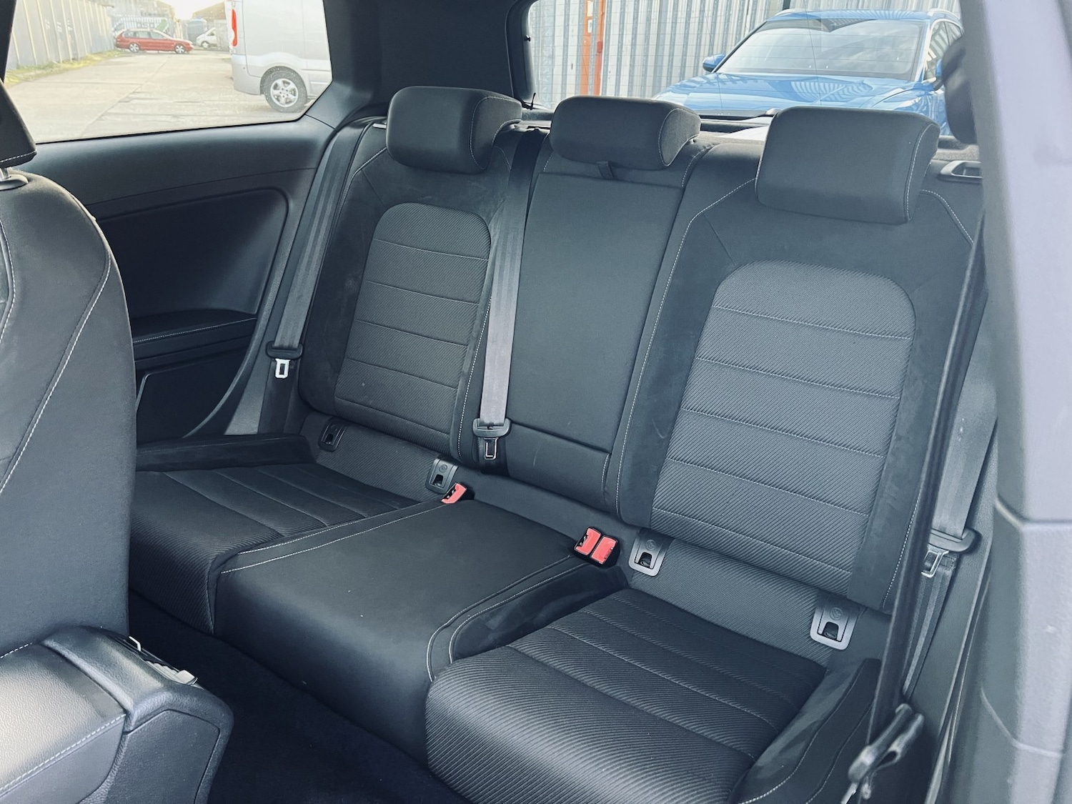 Used Volkswagen Golf 2018 for sale - 77681807: Photo 32