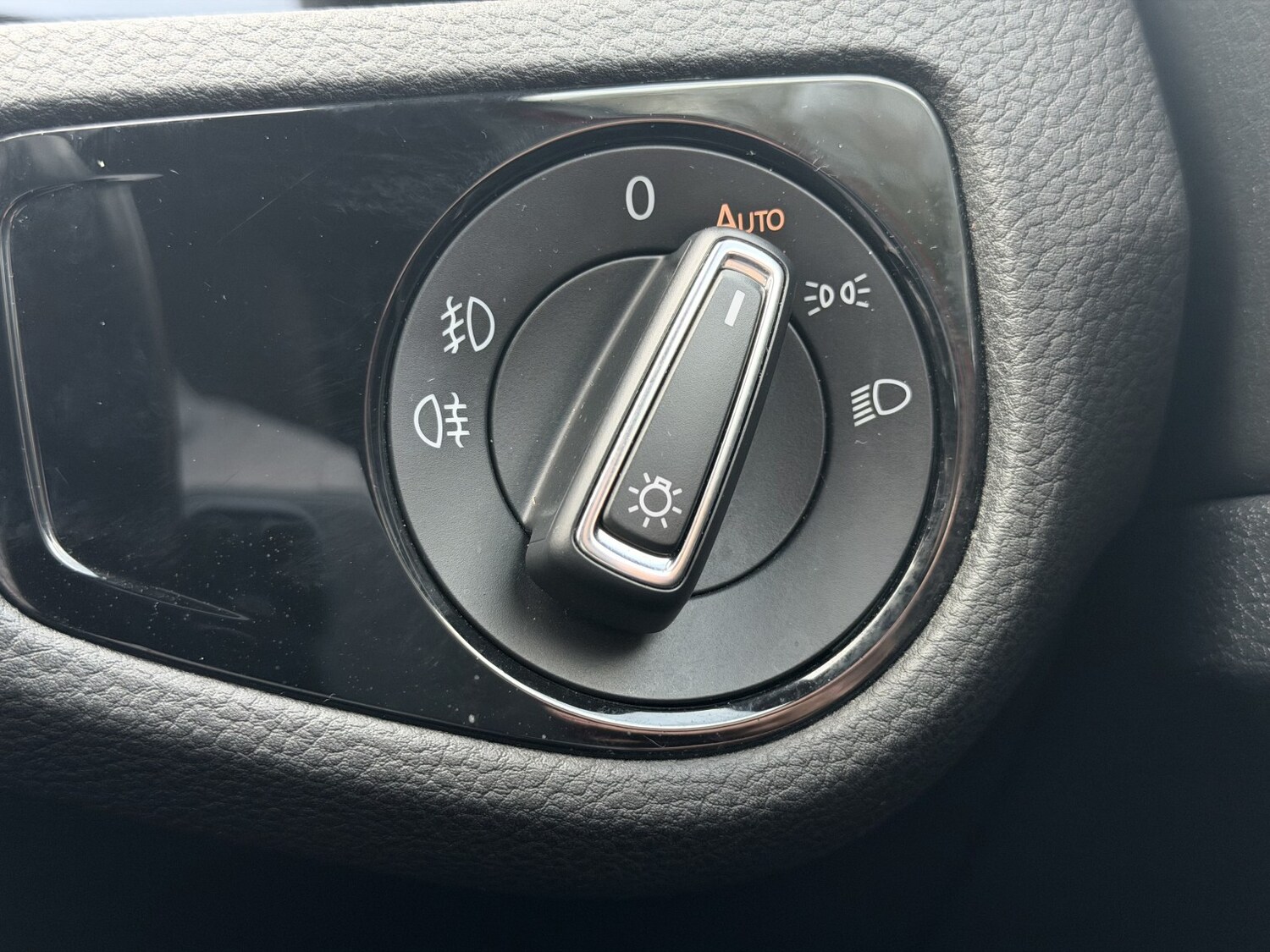 Used Volkswagen Golf 2018 for sale - 77915681: Photo 28