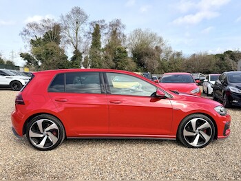 Used Volkswagen Golf 2018 for sale - 77915681: Photo