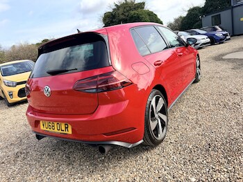 Used Volkswagen Golf 2018 for sale - 77915681: Photo