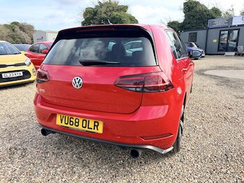 Used Volkswagen Golf 2018 for sale - 77915681: Photo