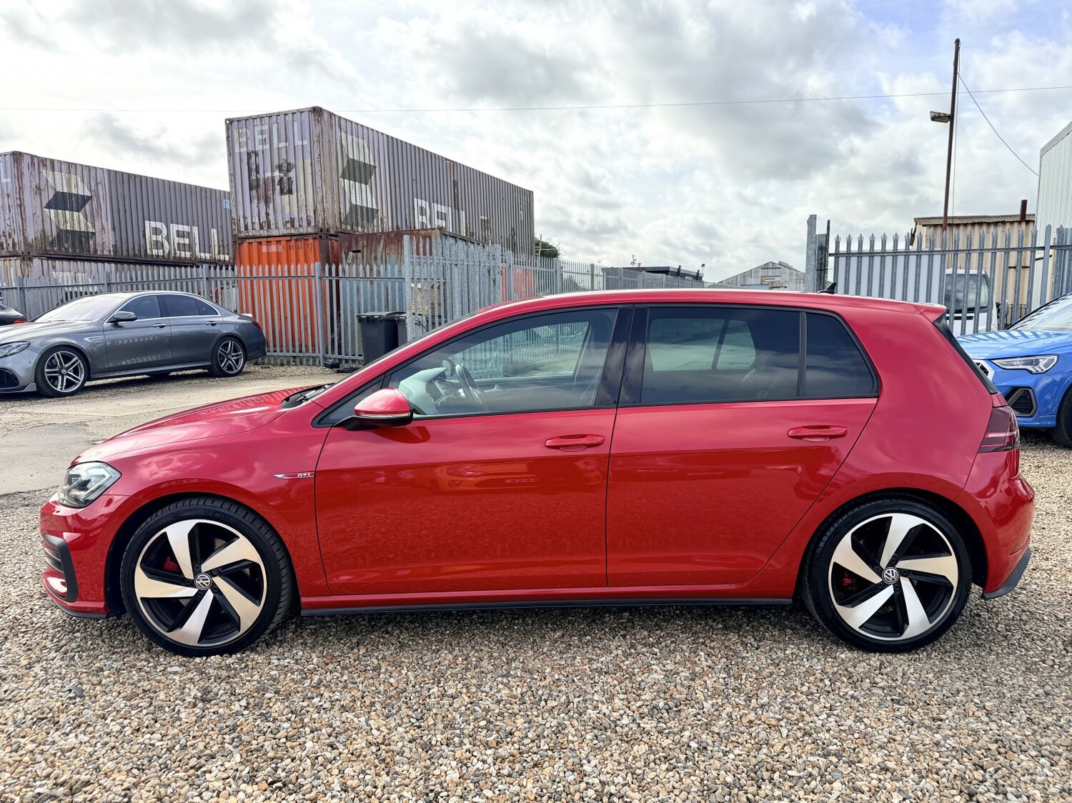 Used Volkswagen Golf 2018 for sale - 77915681: Photo 9