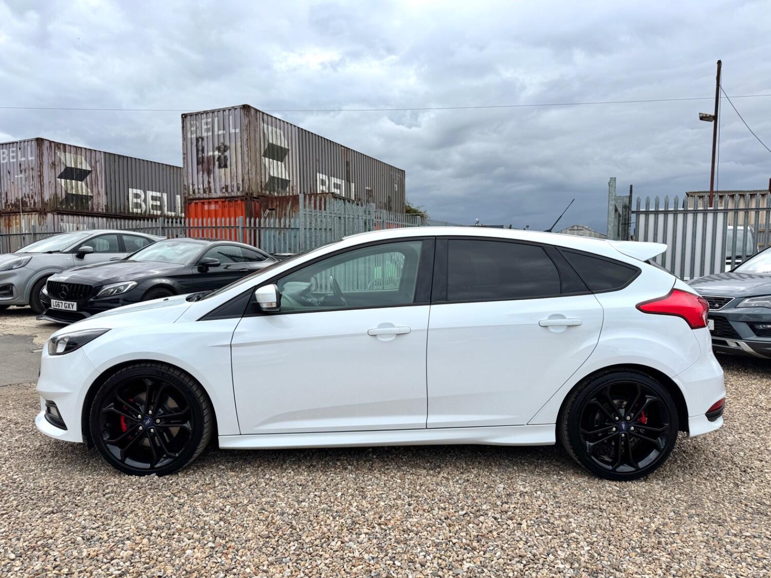 Used Ford Focus 2015 for sale - 76045664: Photo 11