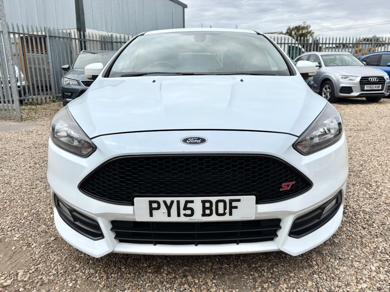 Used Ford Focus 2015 for sale - 76045664: Photo 13