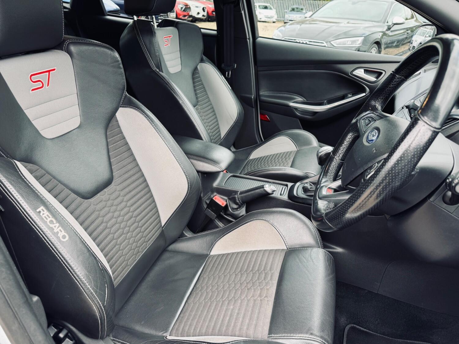 Used Ford Focus 2015 for sale - 76045664: Photo 16