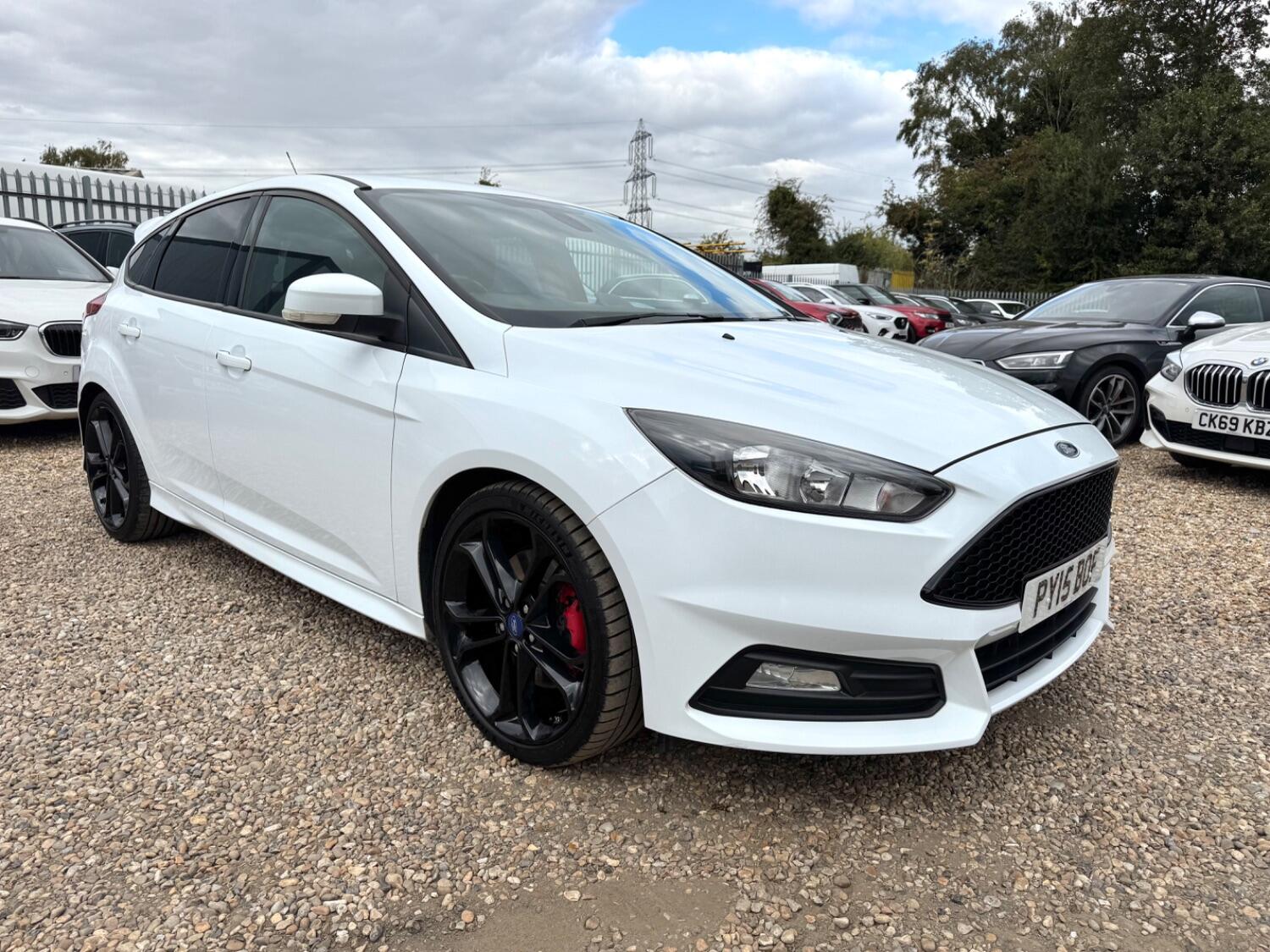 Used Ford Focus 2015 for sale - 76045664: Photo 2