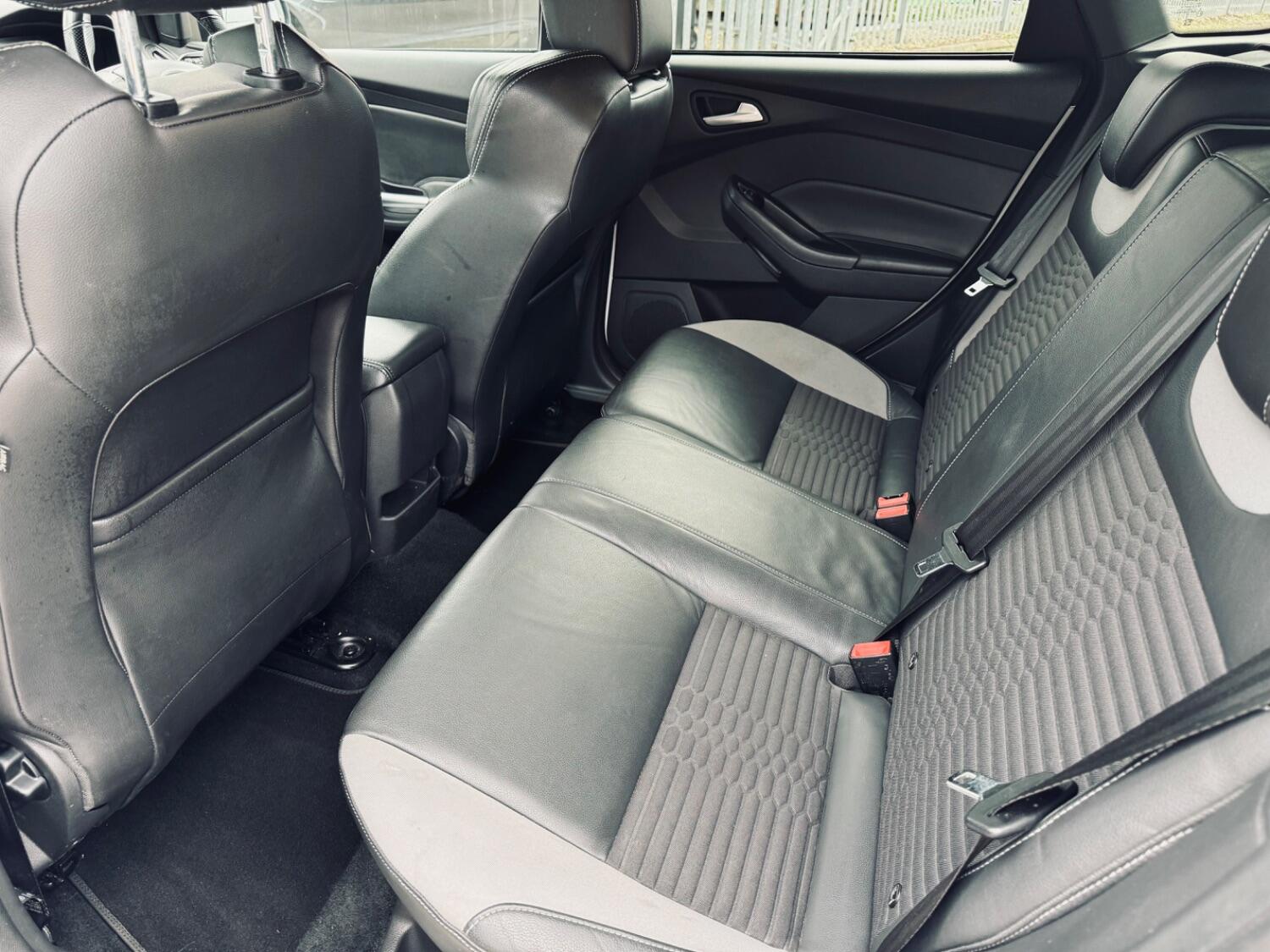 Used Ford Focus 2015 for sale - 76045664: Photo 28