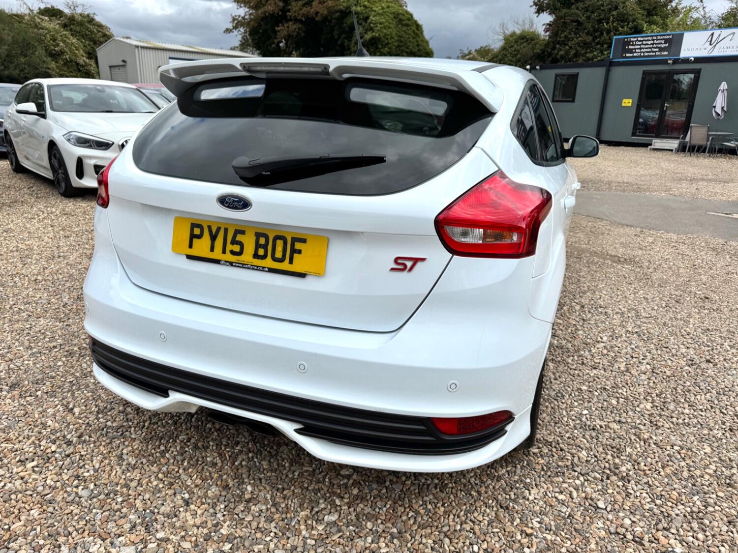 Used Ford Focus 2015 for sale - 76045664: Photo 5