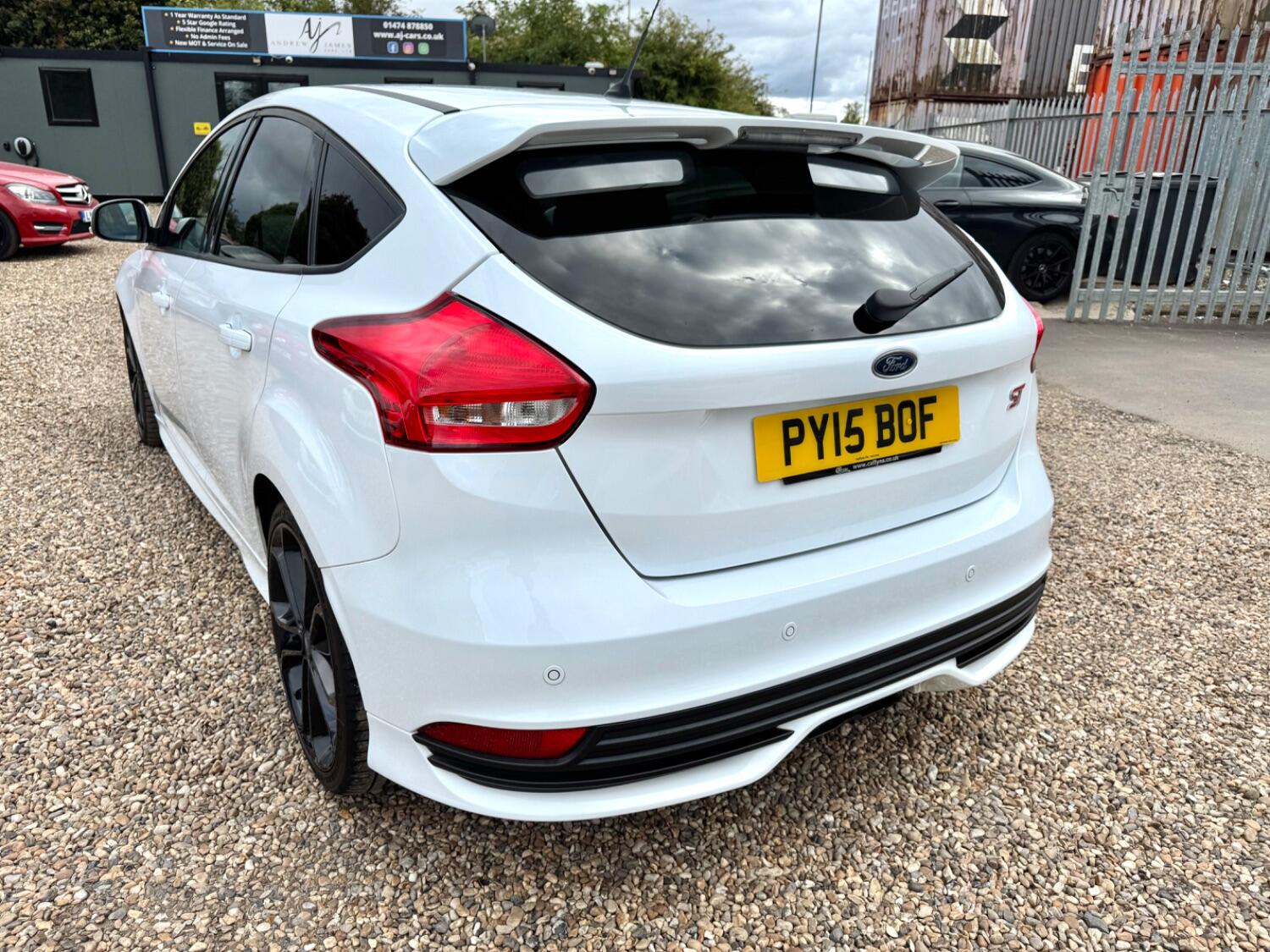 Used Ford Focus 2015 for sale - 76045664: Photo 9