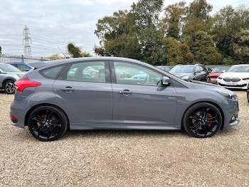 Used Ford Focus 2016 for sale - 76313995: Photo 3