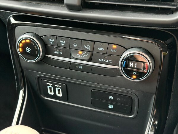 Used Ford Ecosport 2018 for sale - 76257672: Photo 26
