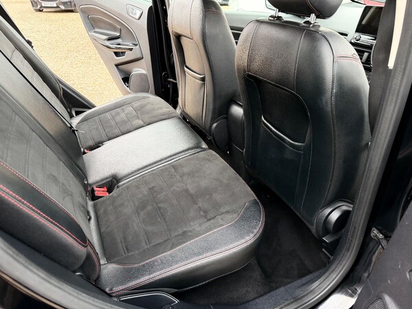 Used Ford Ecosport 2018 for sale - 76257672: Photo 28