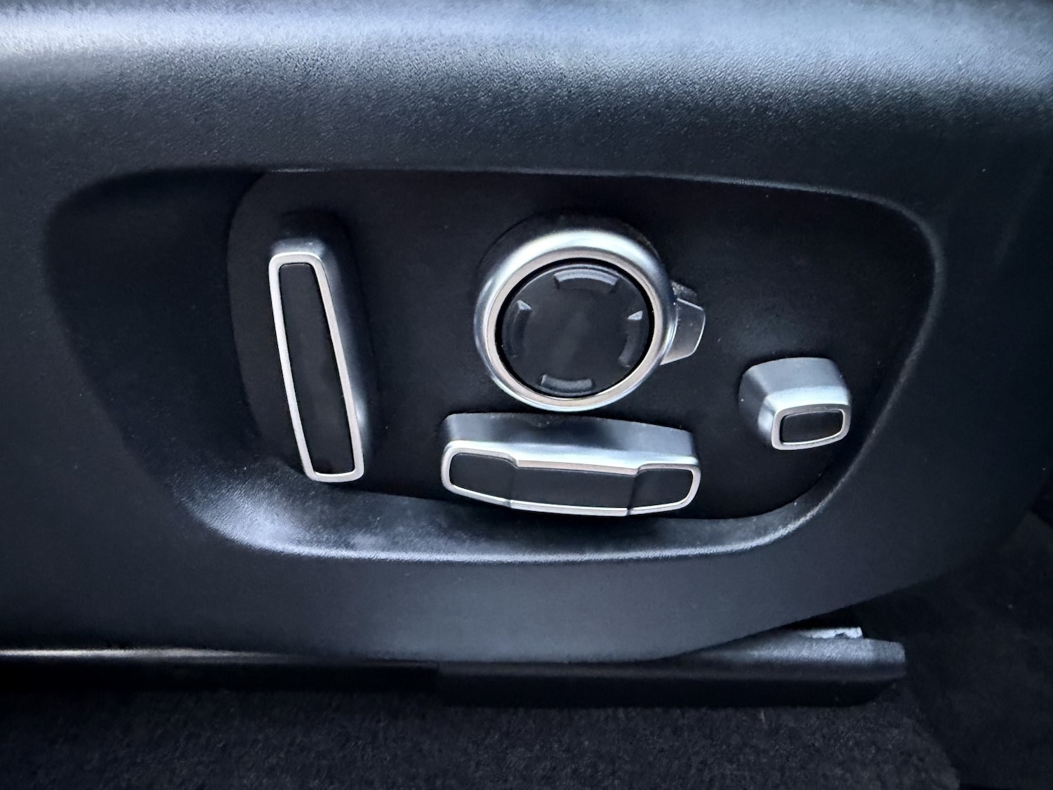 Used Land Rover Range Rover Sport 2018 for sale - 77033086: Photo 30