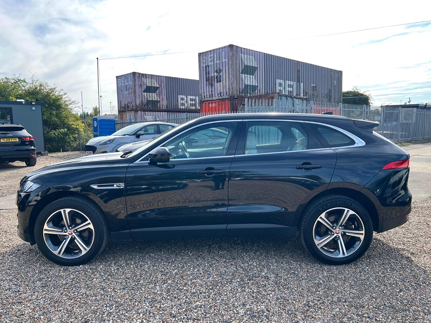 Used Jaguar F-Pace 2016 for sale - 77636957: Photo 11