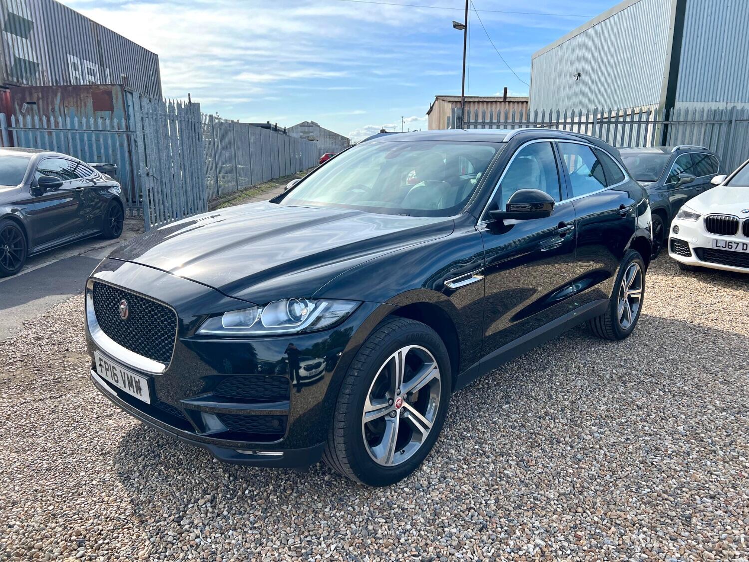 Used Jaguar F-Pace 2016 for sale - 77636957: Photo 12