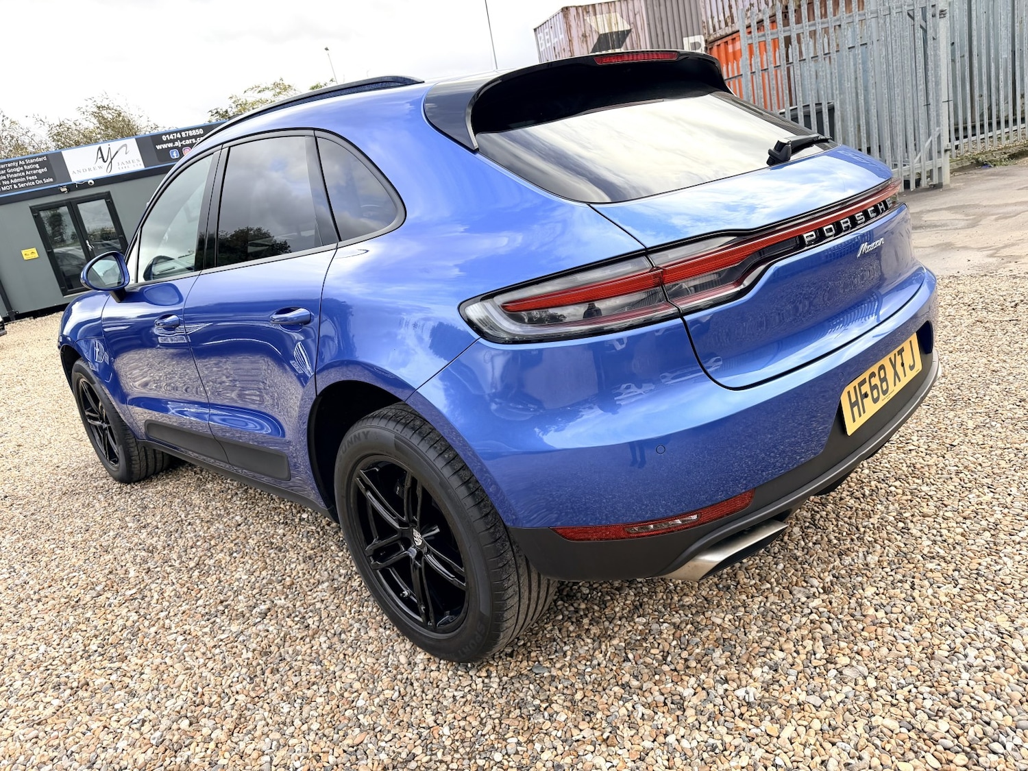 Used Porsche Macan 2018 for sale - 76716183: Photo 10