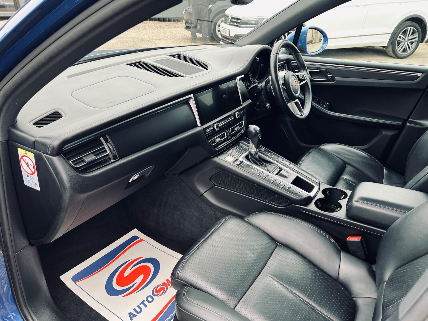 Used Porsche Macan 2018 for sale - 76716183: Photo 26