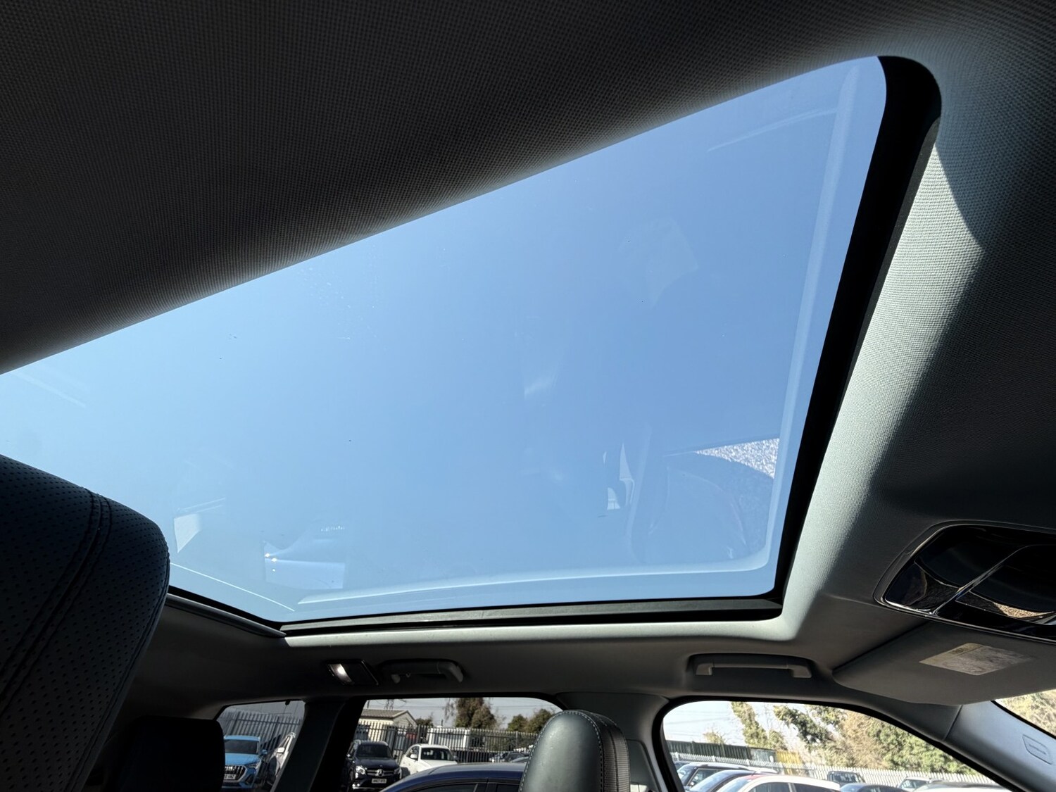 Used Land Rover Range Rover Sport 2015 for sale - 77961930: Photo 16