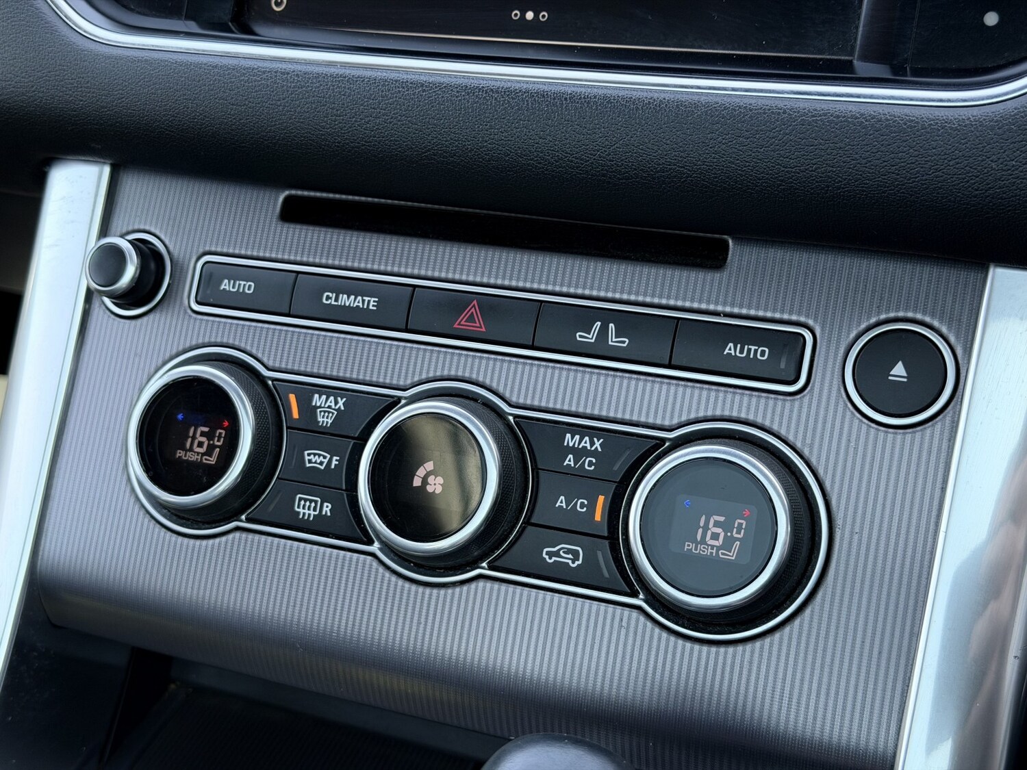 Used Land Rover Range Rover Sport 2015 for sale - 77961930: Photo 24