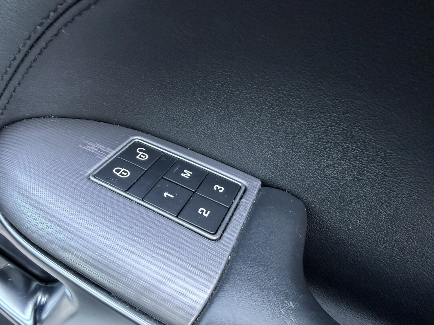 Used Land Rover Range Rover Sport 2015 for sale - 77961930: Photo 28