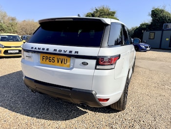 Used Land Rover Range Rover Sport 2015 for sale - 77961930: Photo