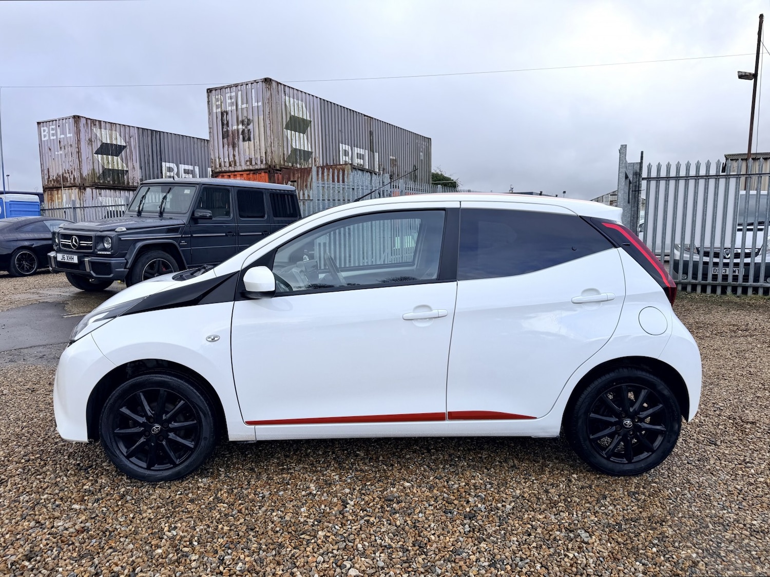 Used Toyota AYGO 2018 for sale - 77622504: Photo 10