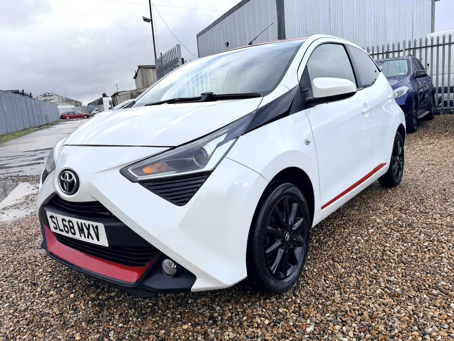 Used Toyota AYGO 2018 for sale - 77622504: Photo 11
