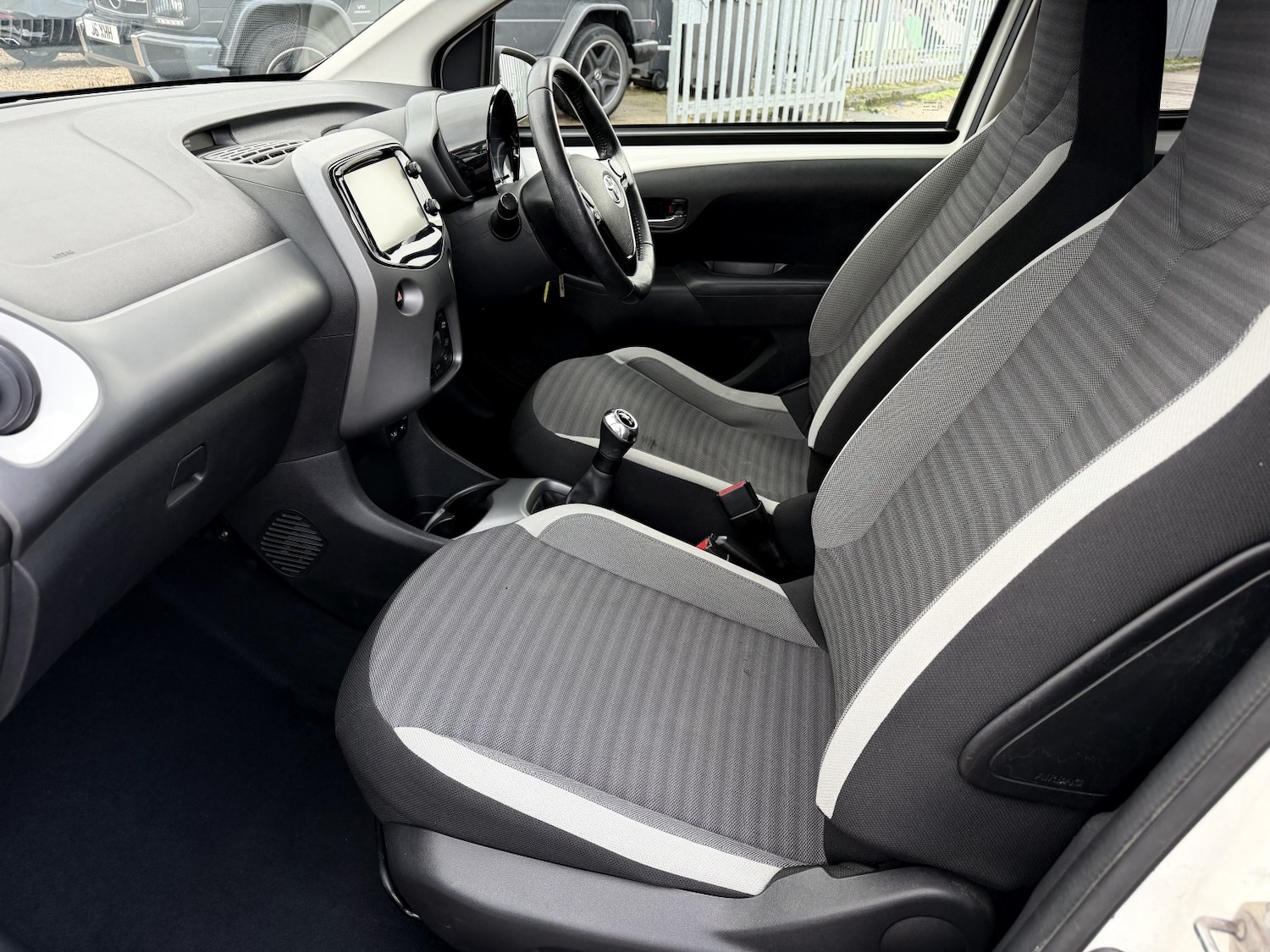 Used Toyota AYGO 2018 for sale - 77622504: Photo 17