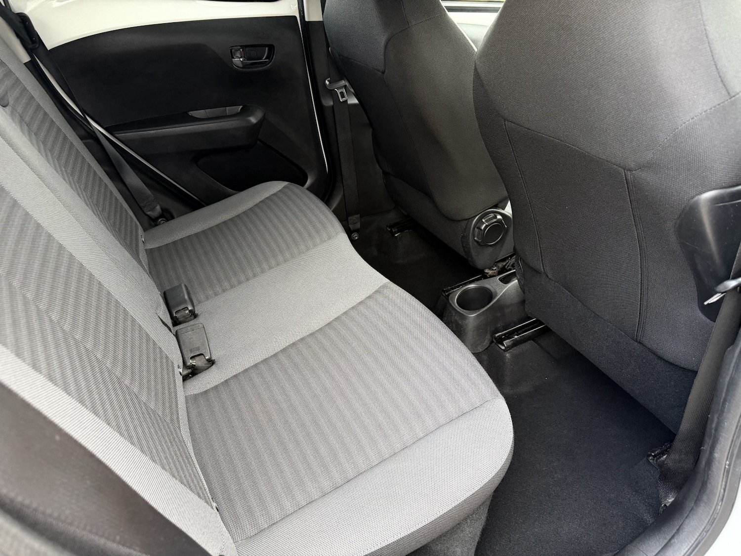 Used Toyota AYGO 2018 for sale - 77622504: Photo 28