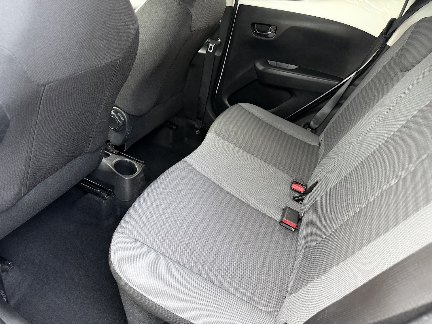 Used Toyota AYGO 2018 for sale - 77622504: Photo 29