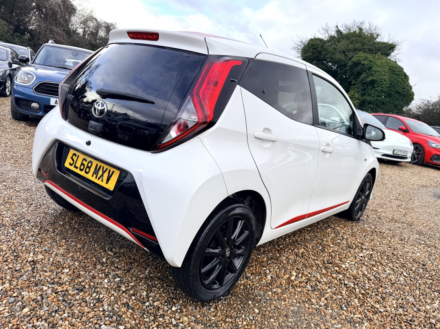 Used Toyota AYGO 2018 for sale - 77622504: Photo 3