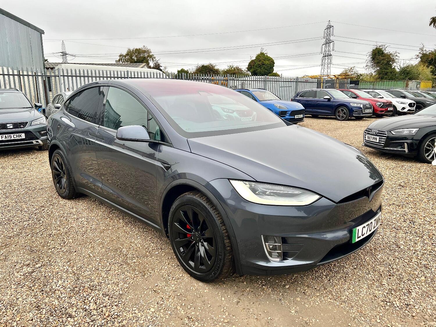 Used Tesla Model X 2020 for sale - 76716168: Photo 2
