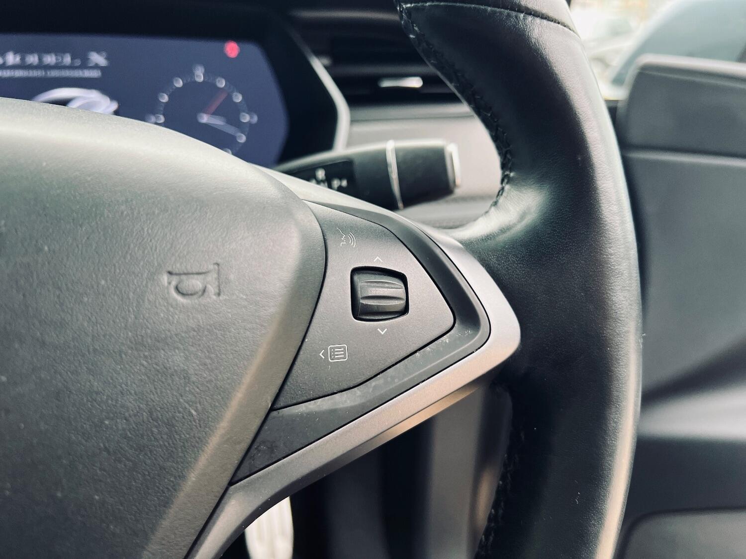 Used Tesla Model X 2020 for sale - 76716168: Photo 27