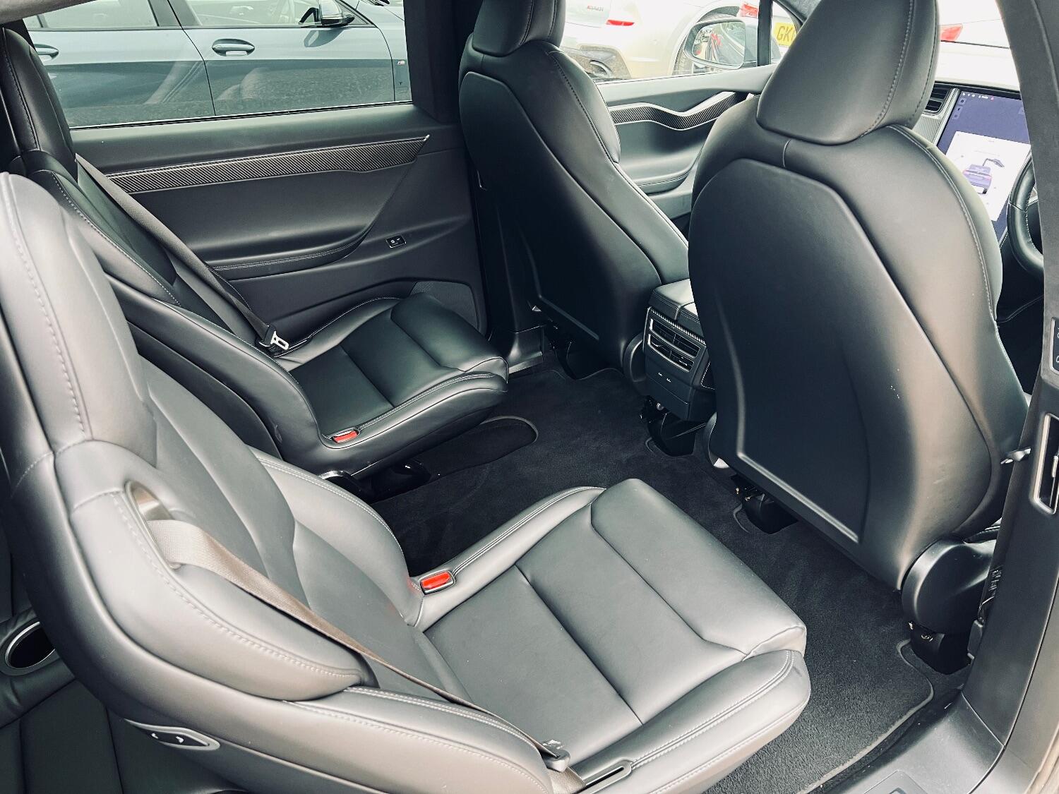 Used Tesla Model X 2020 for sale - 76716168: Photo 32