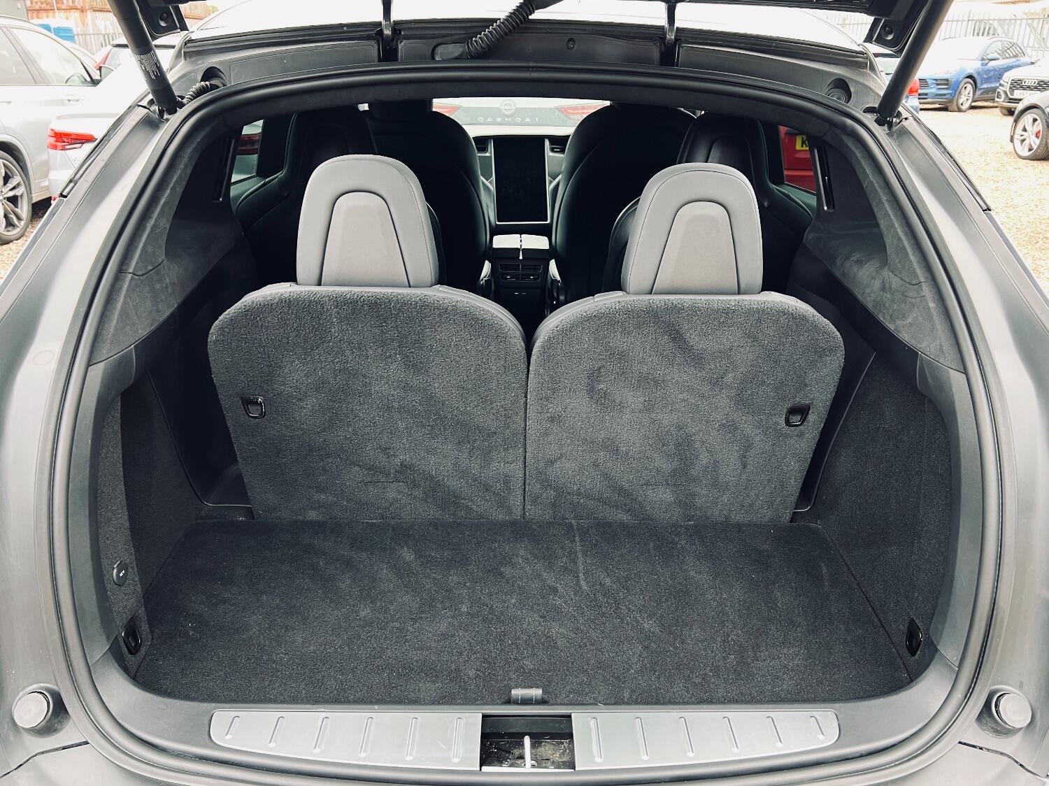 Used Tesla Model X 2020 for sale - 76716168: Photo 35