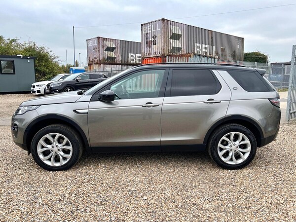 Used Land Rover Discovery Sport 2017 for sale - 76293282: Photo 11