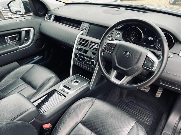 Used Land Rover Discovery Sport 2017 for sale - 76293282: Photo 15