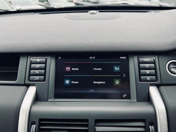 Used Land Rover Discovery Sport 2017 for sale - 76293282: Photo 22