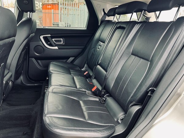 Used Land Rover Discovery Sport 2017 for sale - 76293282: Photo 30